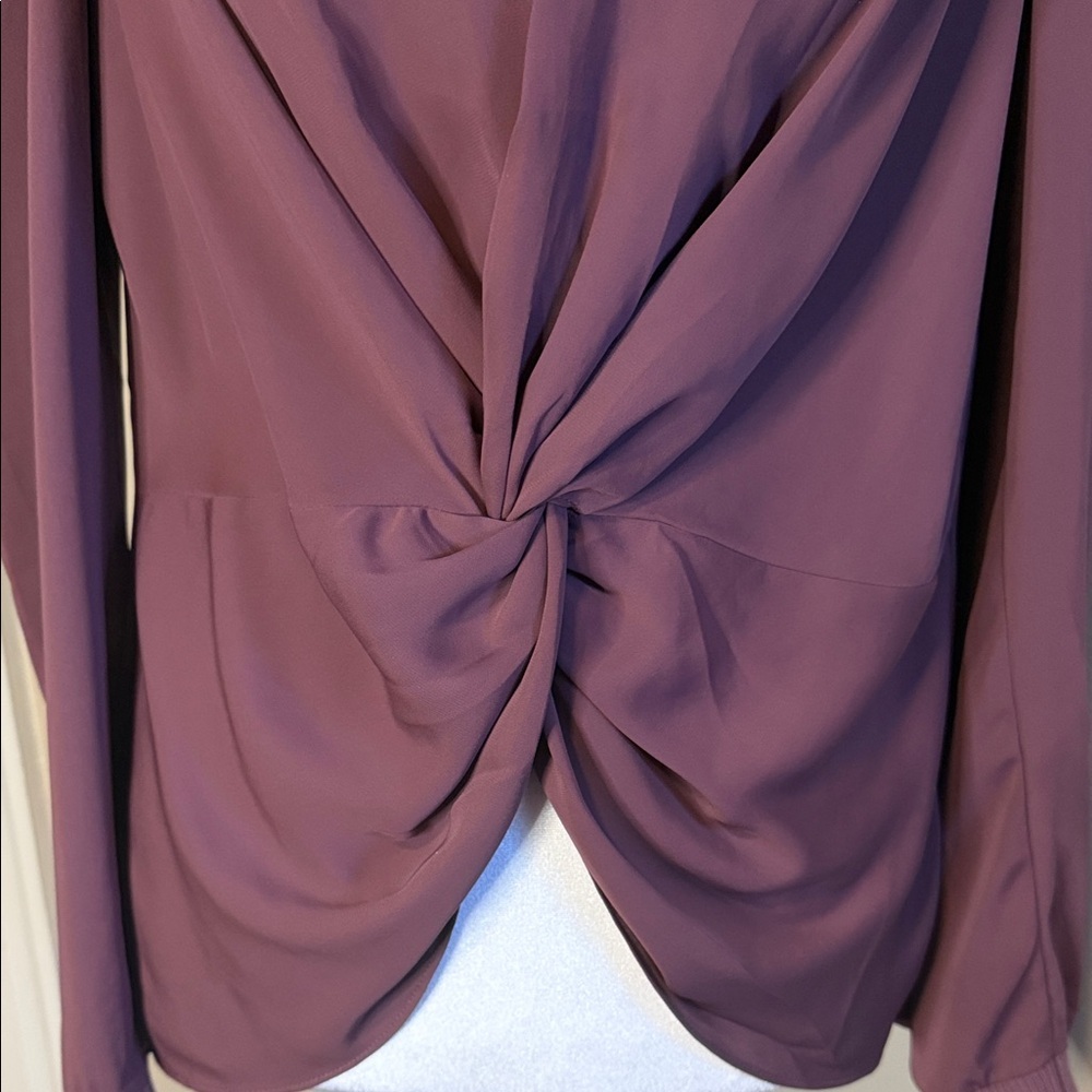 Current Air XS Elegant‎ Plum Twist-Front Blouse NWT - Picture 3 of 8